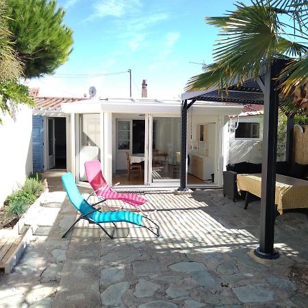 Maison Boisvinet Saint-Gilles-Croix-De-Vie, 4-5 P, Belle Cour Interieure, 200M Plage Екстер'єр фото