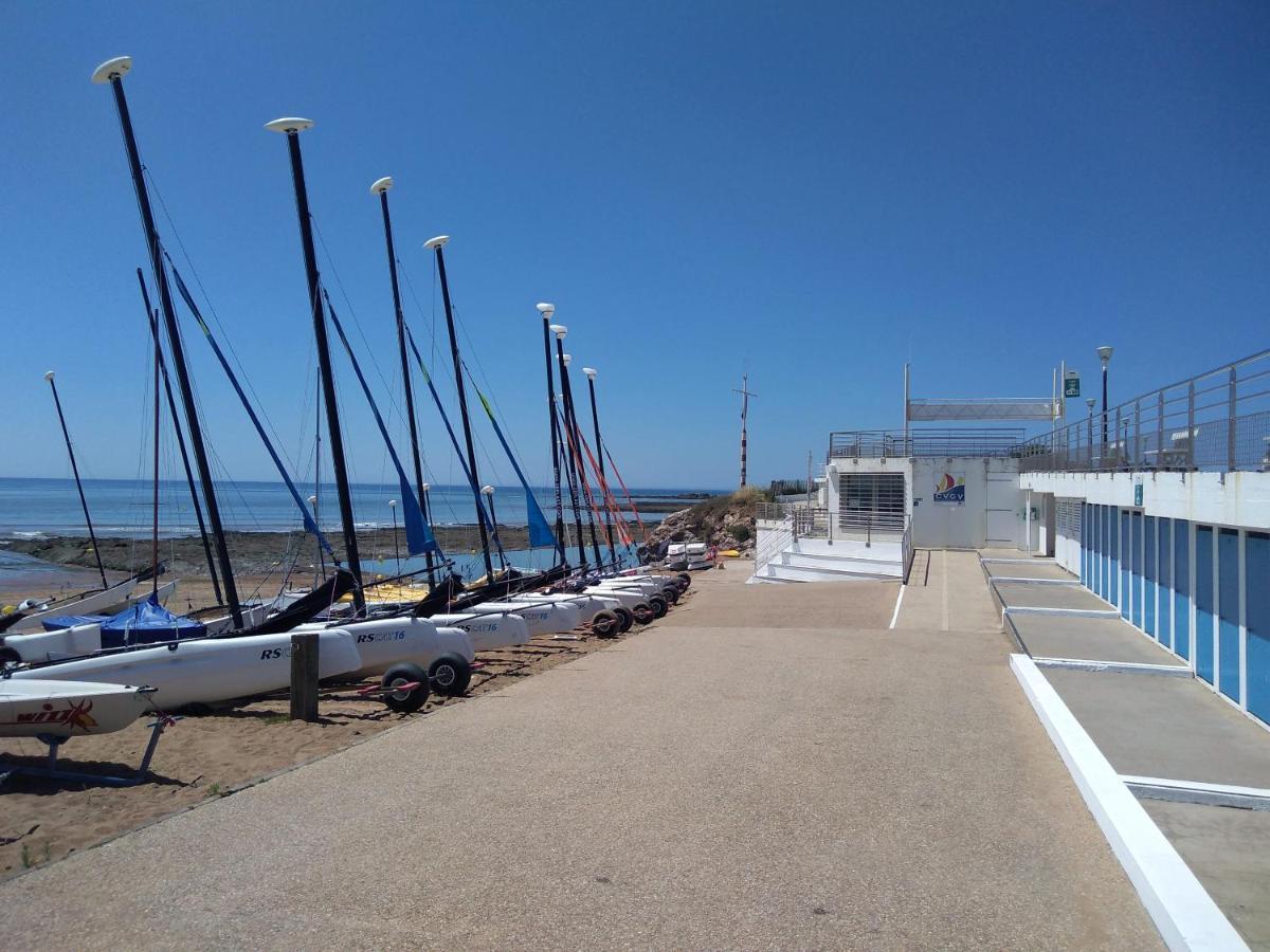 Maison Boisvinet Saint-Gilles-Croix-De-Vie, 4-5 P, Belle Cour Interieure, 200M Plage Екстер'єр фото