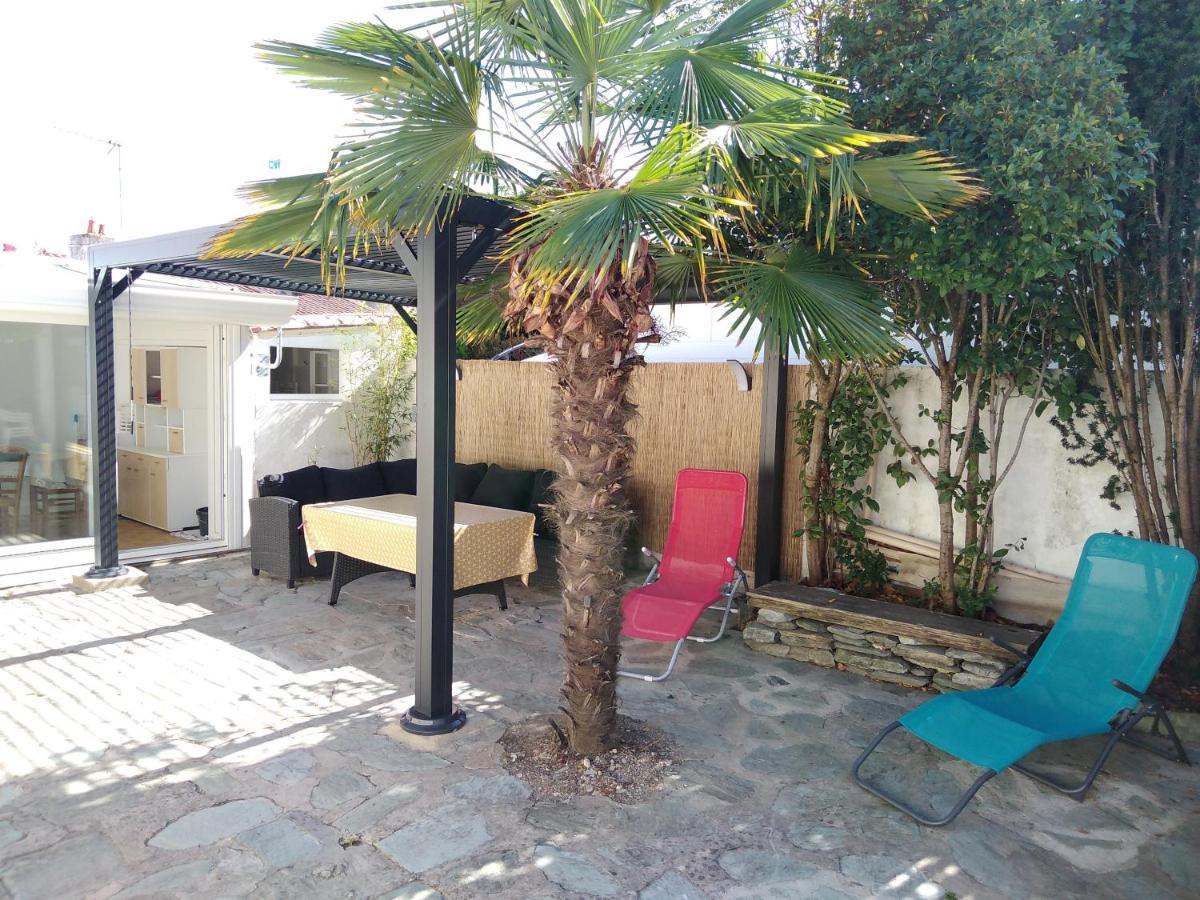 Maison Boisvinet Saint-Gilles-Croix-De-Vie, 4-5 P, Belle Cour Interieure, 200M Plage Екстер'єр фото