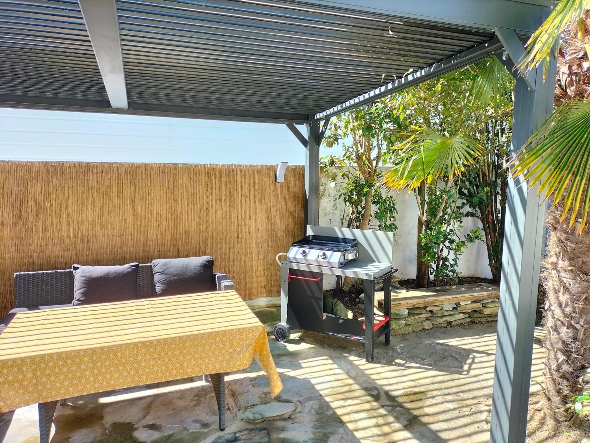 Maison Boisvinet Saint-Gilles-Croix-De-Vie, 4-5 P, Belle Cour Interieure, 200M Plage Екстер'єр фото